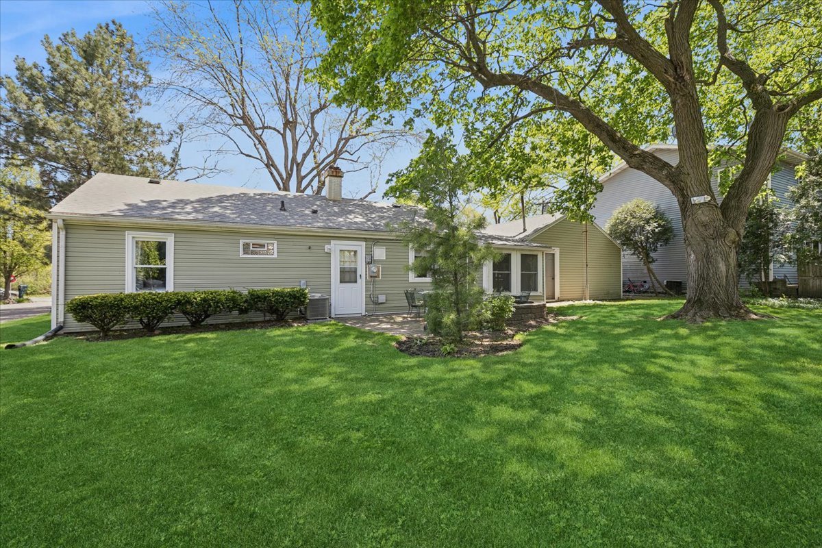 19762 W West Shore Drive