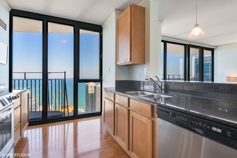 Tiny photo for 225 N Columbus Drive #6006, Chicago, IL 60601 (MLS # 12671655)