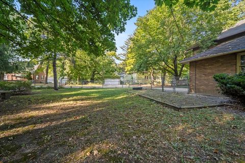 Tiny photo for 713 Normal Avenue, Normal, IL 61761 (MLS # 12484064)