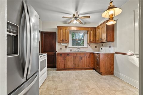 Tiny photo for 713 Normal Avenue, Normal, IL 61761 (MLS # 12484064)
