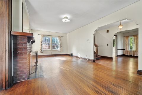 Tiny photo for 713 Normal Avenue, Normal, IL 61761 (MLS # 12484064)