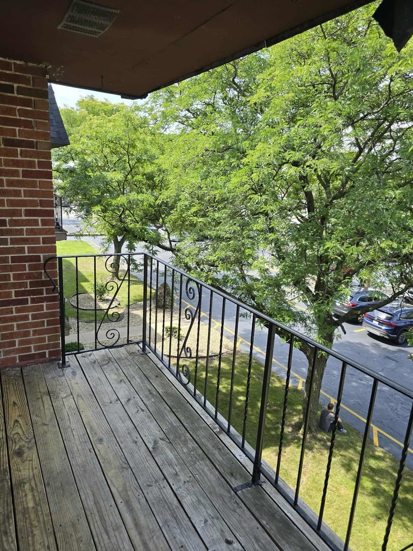 11245 S Harlem Avenue B1