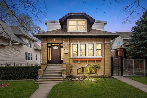 Tiny photo for 5019 N Kostner Avenue, Chicago, IL 60630 (MLS # 12418538)