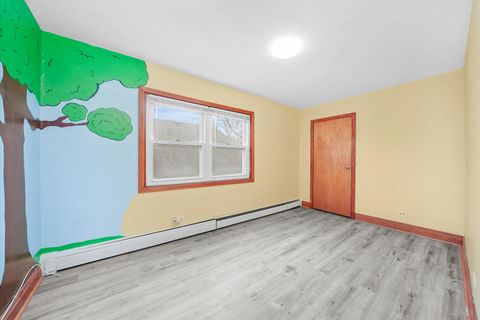 Tiny photo for 5019 N Kostner Avenue, Chicago, IL 60630 (MLS # 12418538)
