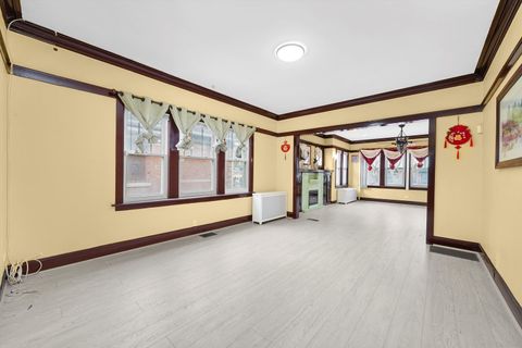 Tiny photo for 5019 N Kostner Avenue, Chicago, IL 60630 (MLS # 12418538)
