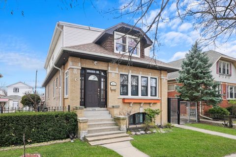 Tiny photo for 5019 N Kostner Avenue, Chicago, IL 60630 (MLS # 12418538)