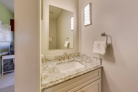 Tiny photo for 4674 N Leclaire Avenue, Chicago, IL 60630 (MLS # 12487740)