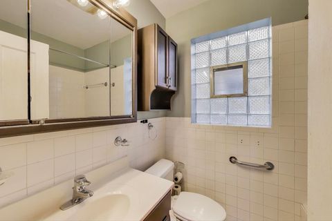 Tiny photo for 4674 N Leclaire Avenue, Chicago, IL 60630 (MLS # 12487740)