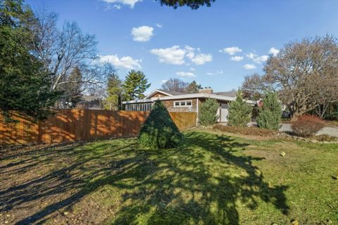 Tiny photo for 22 Greencroft Drive, Champaign, IL 61821 (MLS # 12529352)