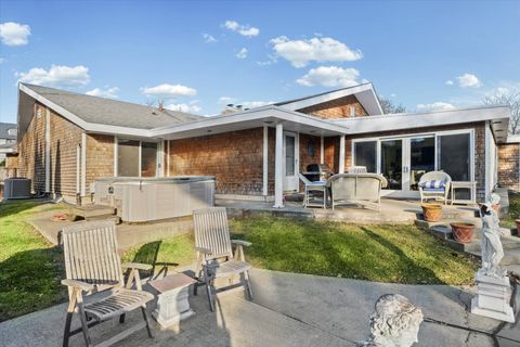 Tiny photo for 22 Greencroft Drive, Champaign, IL 61821 (MLS # 12529352)