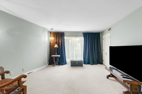 Tiny photo for 22 Greencroft Drive, Champaign, IL 61821 (MLS # 12529352)