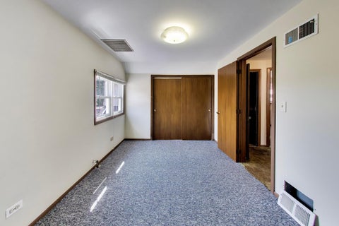 Tiny photo for 5649 N Moody Avenue, Chicago, IL 60646 (MLS # 12750993)