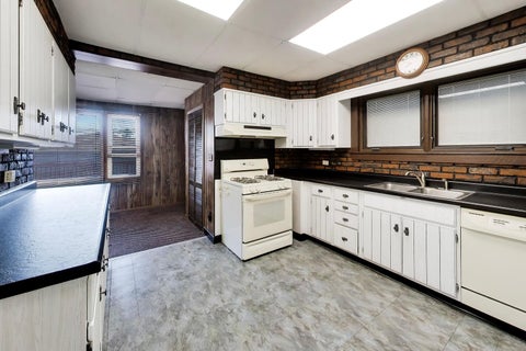 Tiny photo for 5649 N Moody Avenue, Chicago, IL 60646 (MLS # 12750993)