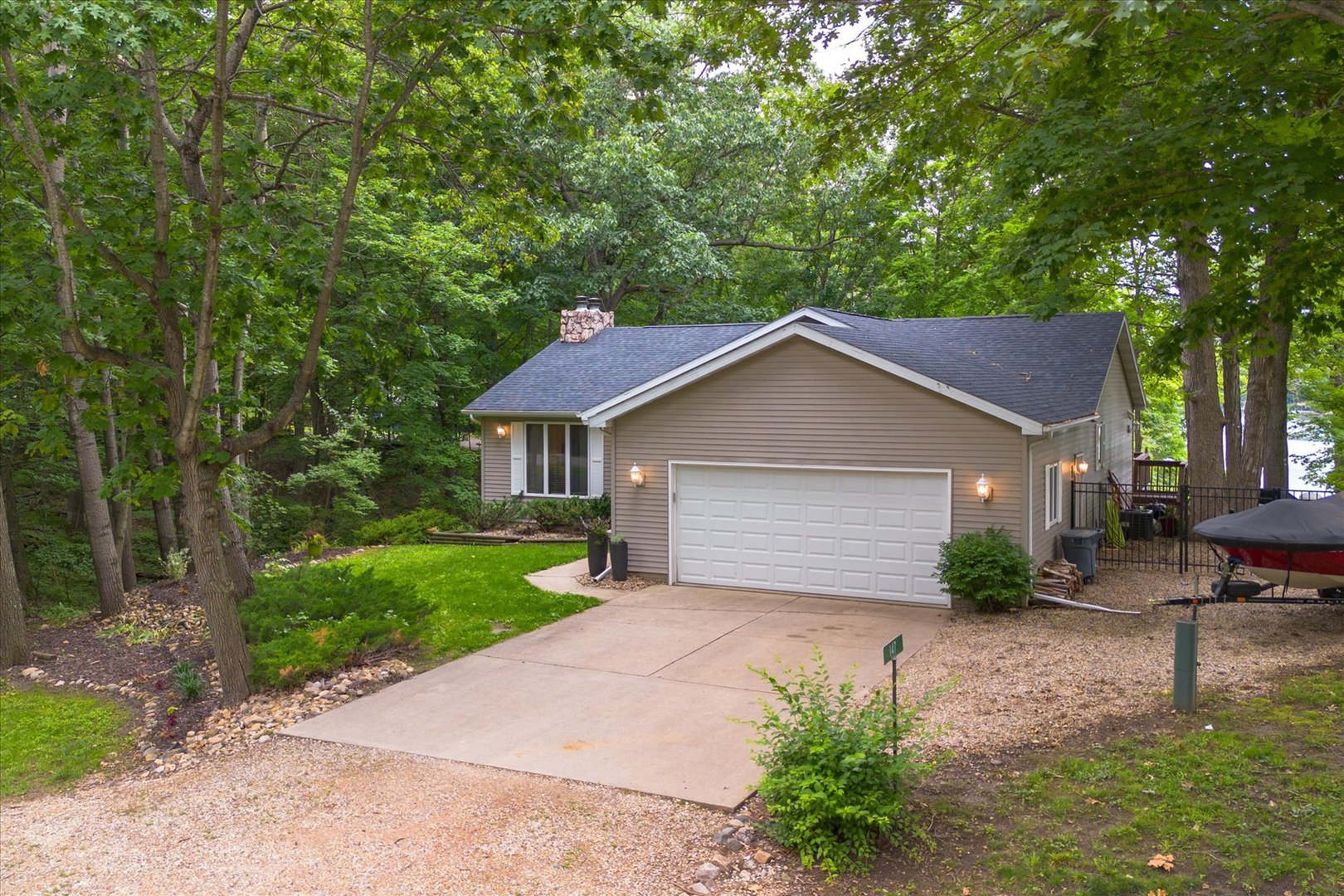 147 Lake Thunderbird Drive
