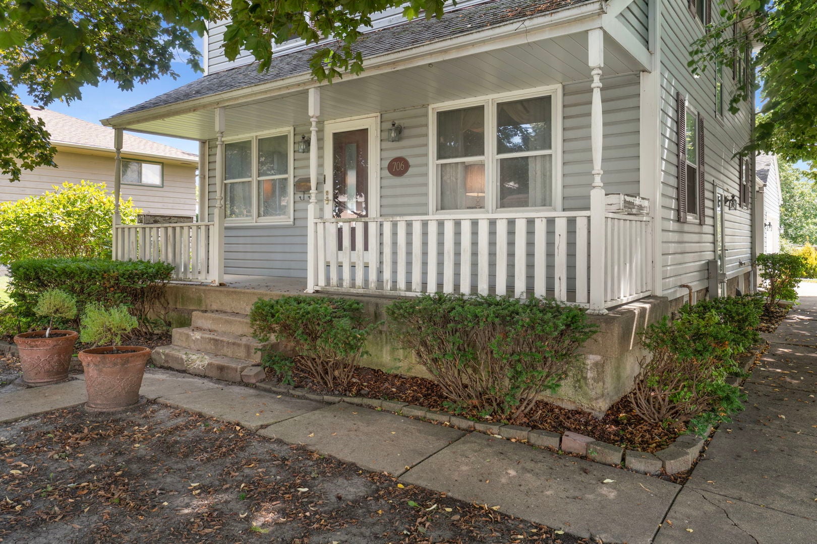 706 Old Indian Trail