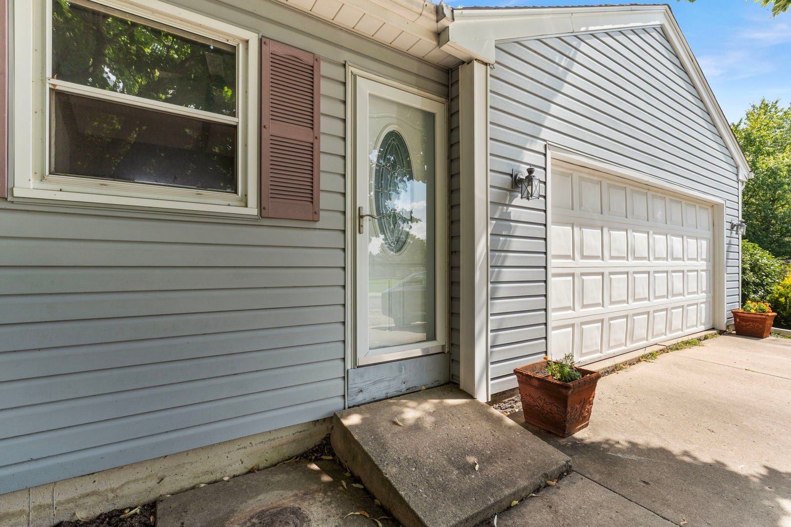 706 Old Indian Trail