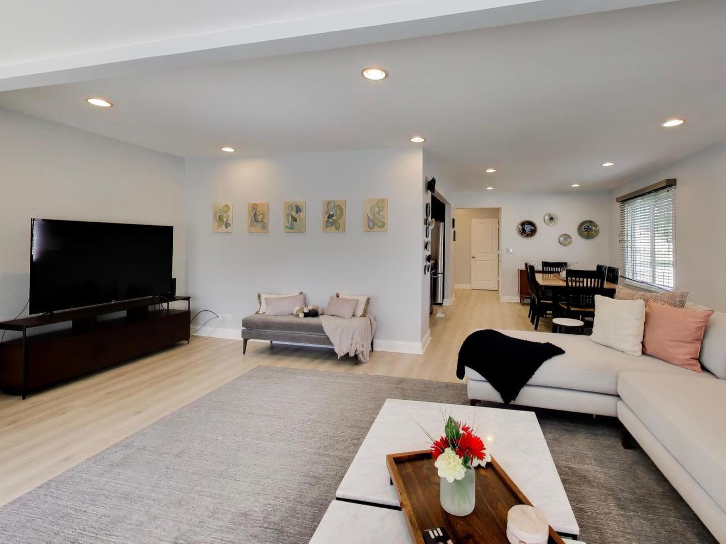 7720 W 65th Place