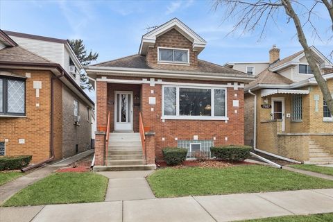 7925 W Cressett Drive Elmwood Park IL 60707