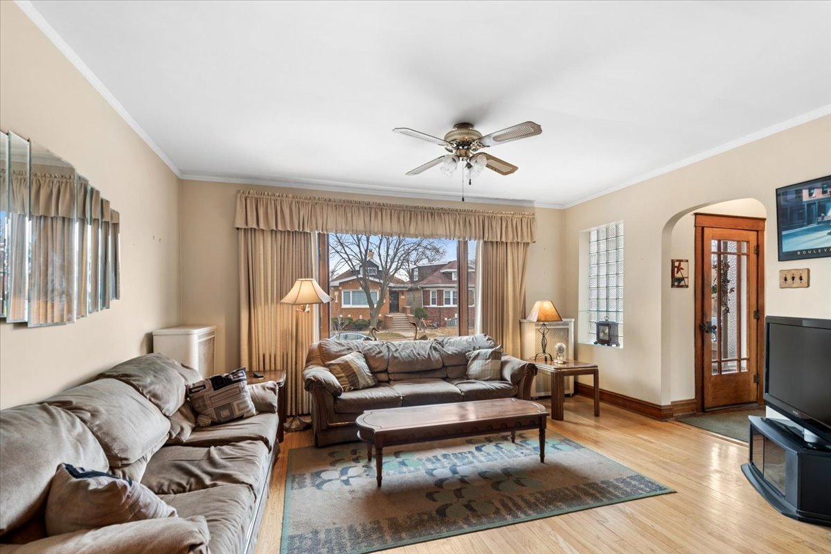 7925 W Cressett Drive