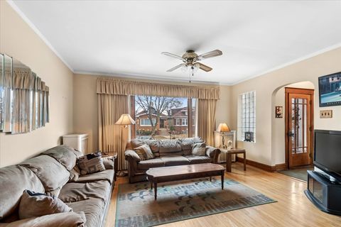 Tiny photo for 7925 W Cressett Drive, Elmwood Park, IL 60707 (MLS # 12587686)