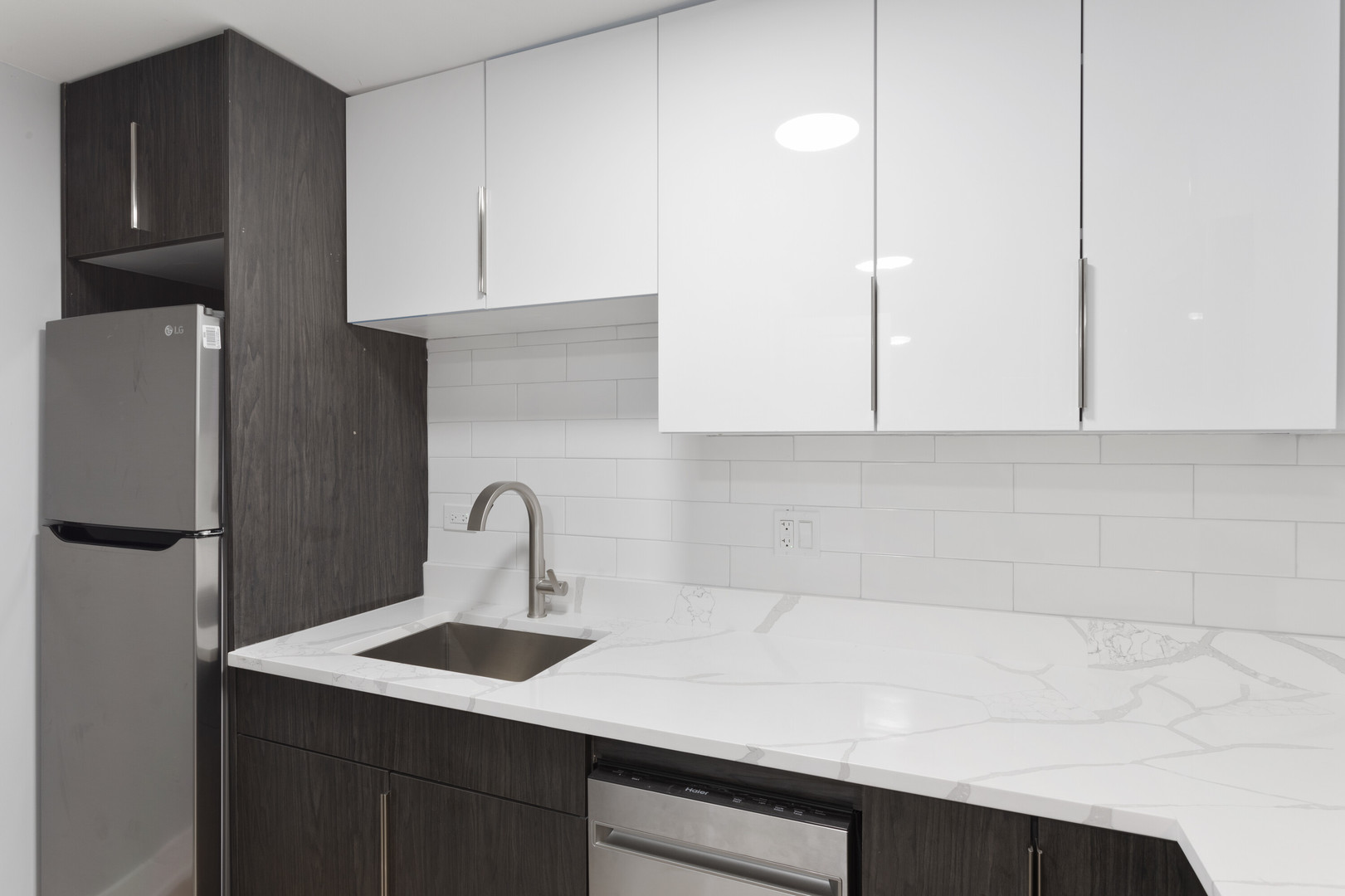 6026 N Winthrop Avenue 3C