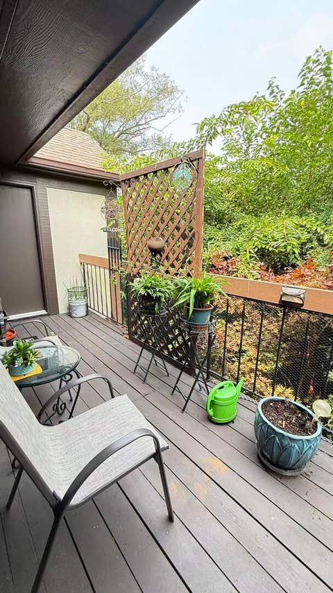 Tiny photo for 200 Brookside Lane #D, Willowbrook, IL 60527 (MLS # 12730951)