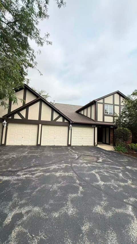 Photo of 200 Brookside Lane #D, Willowbrook, IL 60527 (MLS # 12730951)