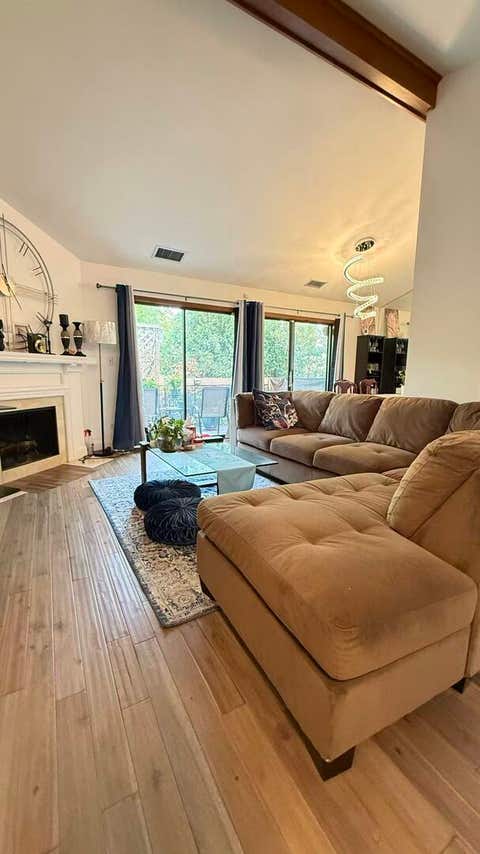 Tiny photo for 200 Brookside Lane #D, Willowbrook, IL 60527 (MLS # 12730951)