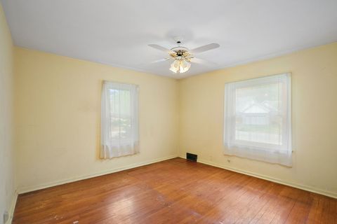 Tiny photo for 209 Beach Drive, Algonquin, IL 60102 (MLS # 12648514)