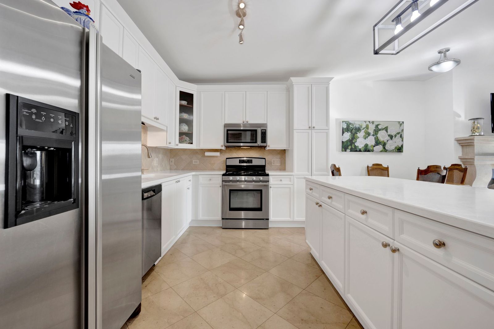 145 S York Street 322