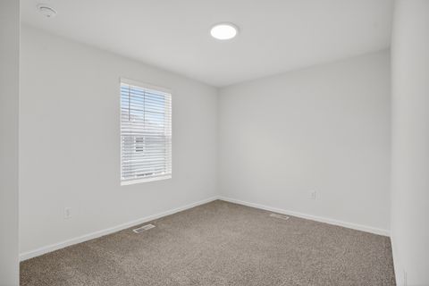 Tiny photo for 2257 Glacier Street, Mundelein, IL 60060 (MLS # 12622794)