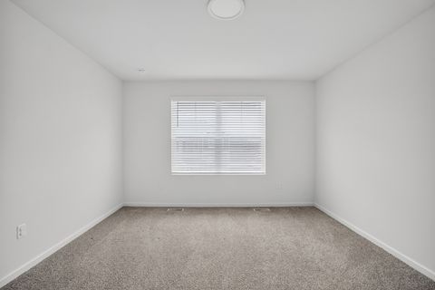 Tiny photo for 2257 Glacier Street, Mundelein, IL 60060 (MLS # 12622794)