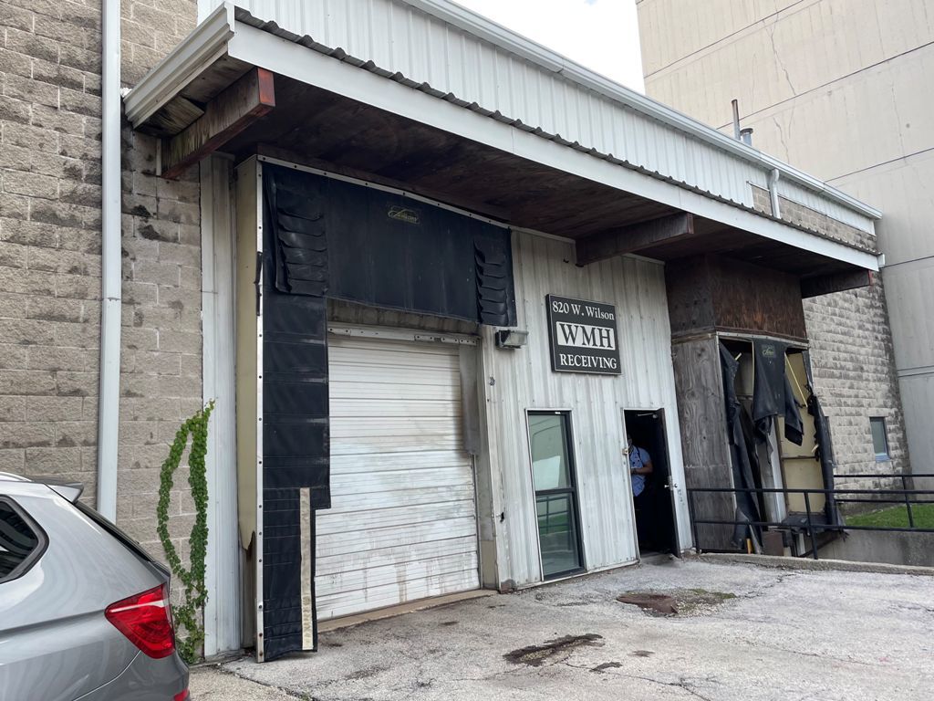 822 W Wilson Avenue
