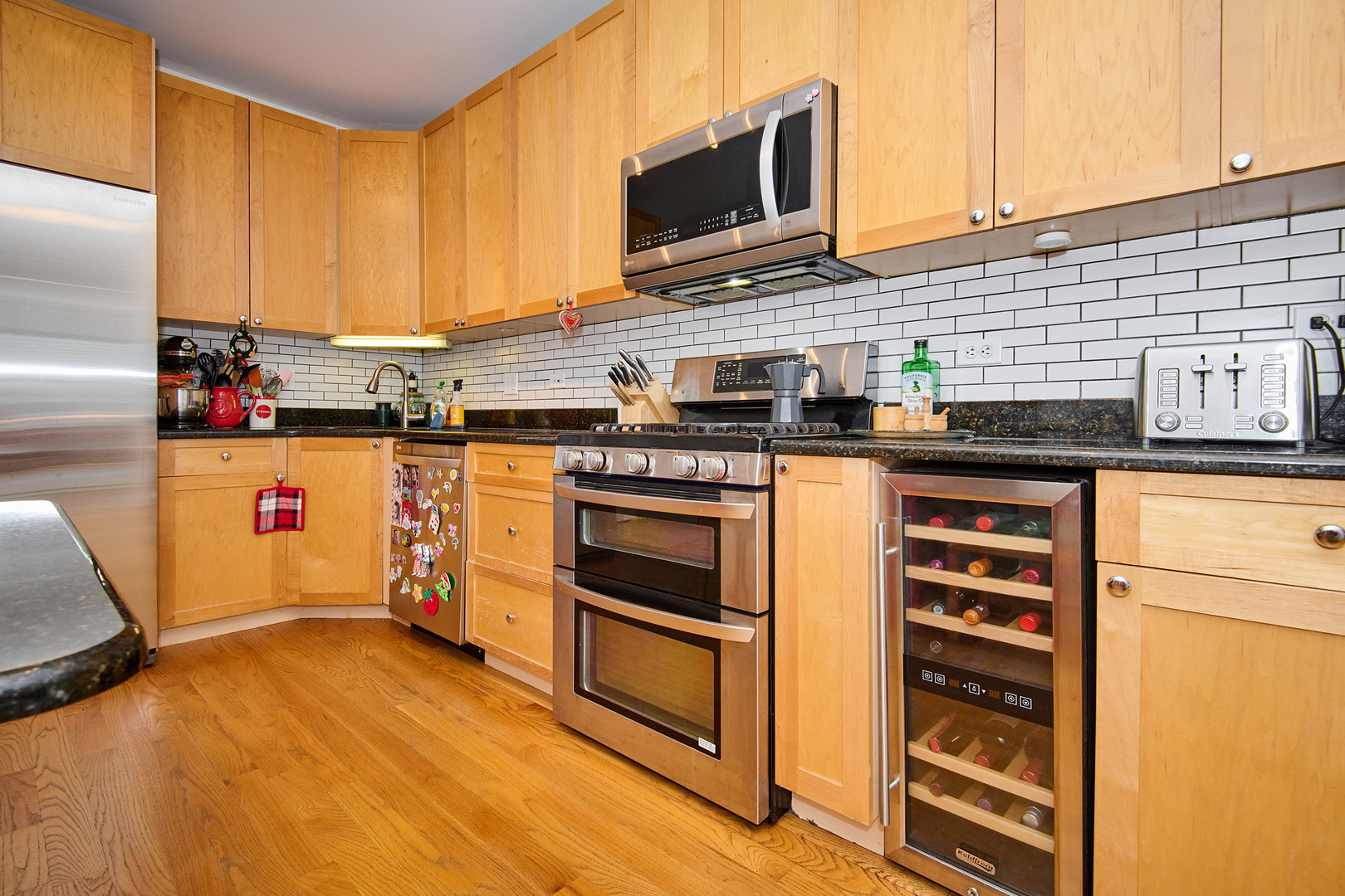 6558 N Washtenaw Avenue 2