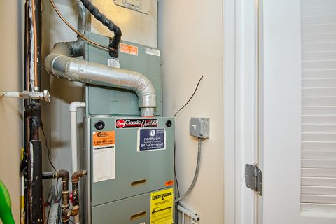 Tiny photo for 6558 N Washtenaw Avenue #2, Chicago, IL 60645 (MLS # 12436255)