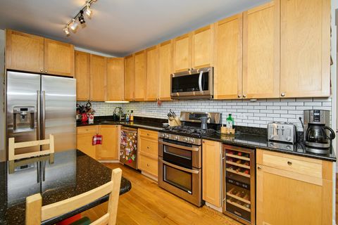 Tiny photo for 6558 N Washtenaw Avenue #2, Chicago, IL 60645 (MLS # 12436255)
