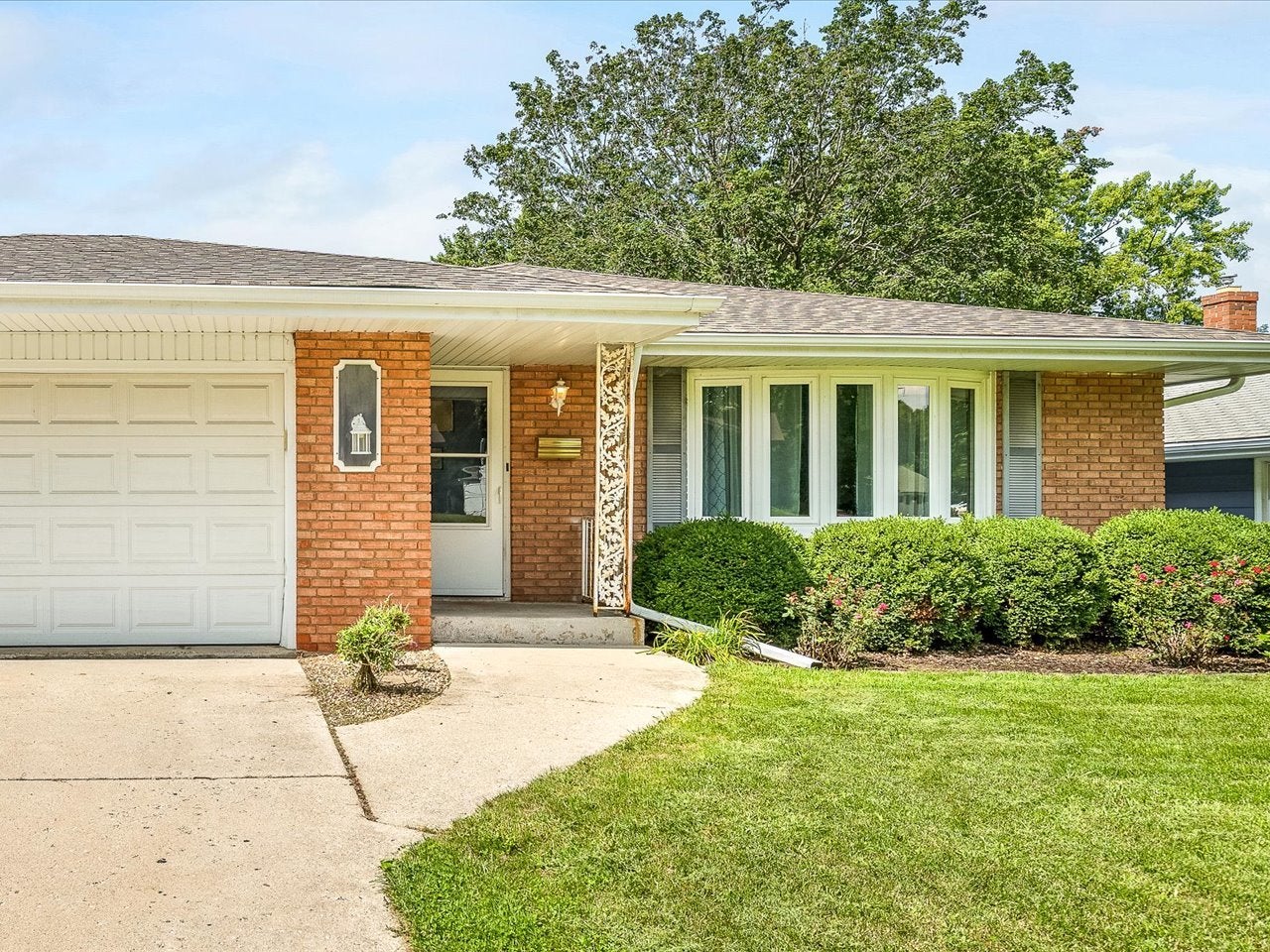 815 Parkside Drive