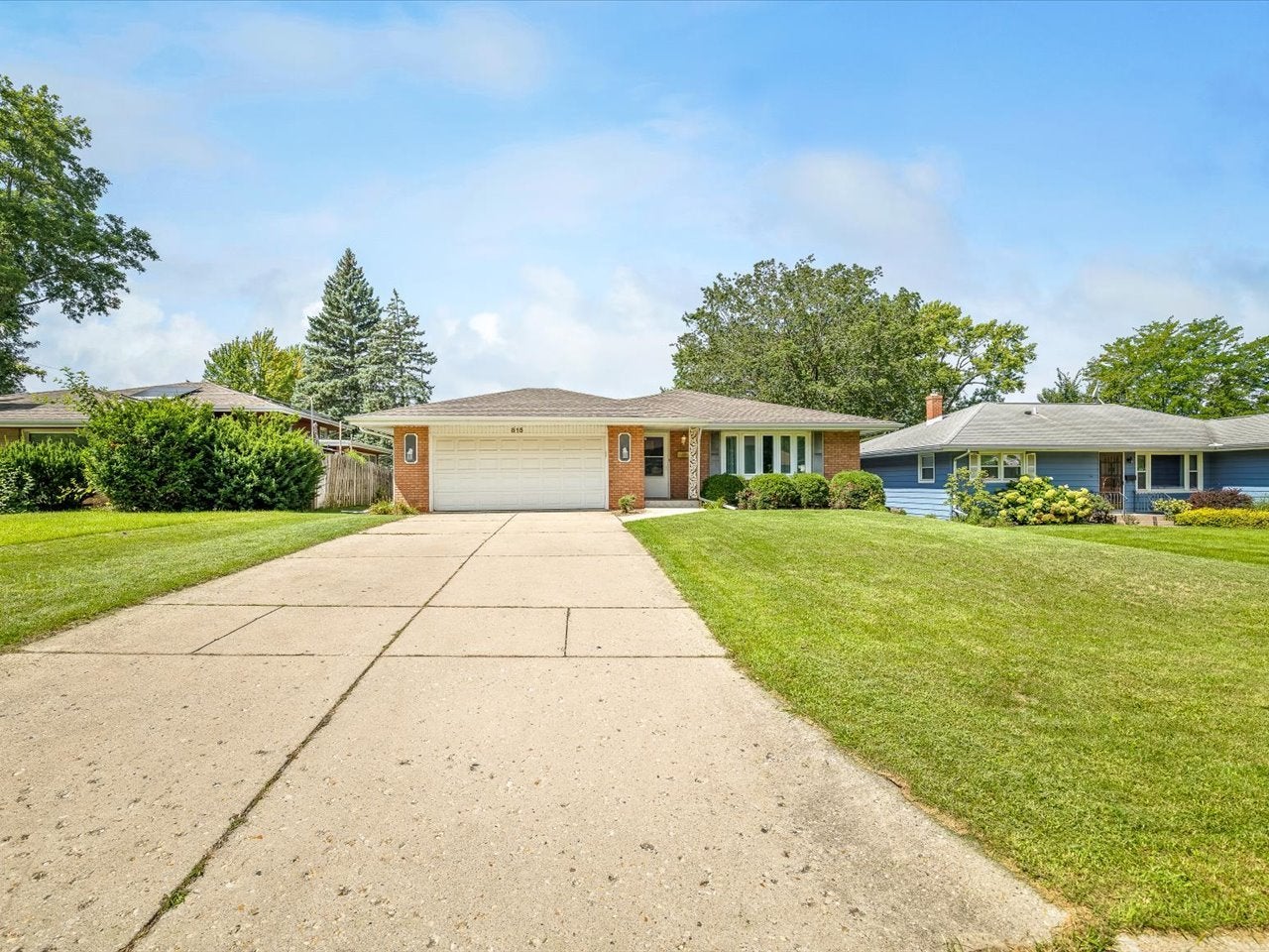 815 Parkside Drive