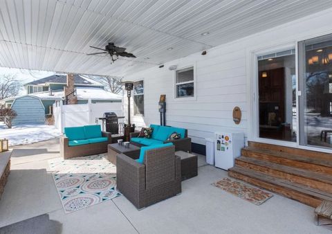Tiny photo for 2039 E 46th Street, Davenport, IA 52807 (MLS # 12637254)