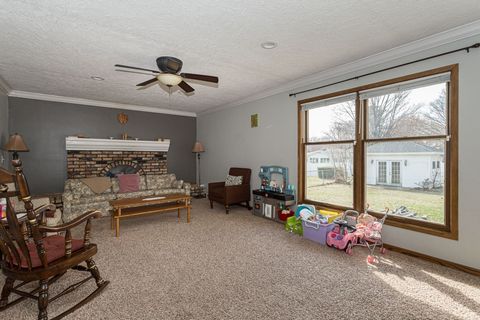 Tiny photo for 2039 E 46th Street, Davenport, IA 52807 (MLS # 12637254)
