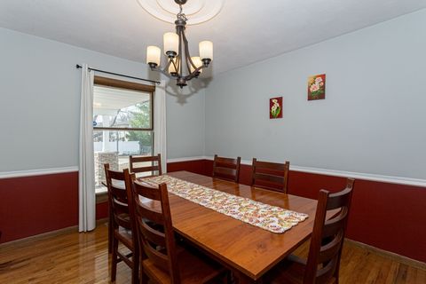 Tiny photo for 2039 E 46th Street, Davenport, IA 52807 (MLS # 12637254)