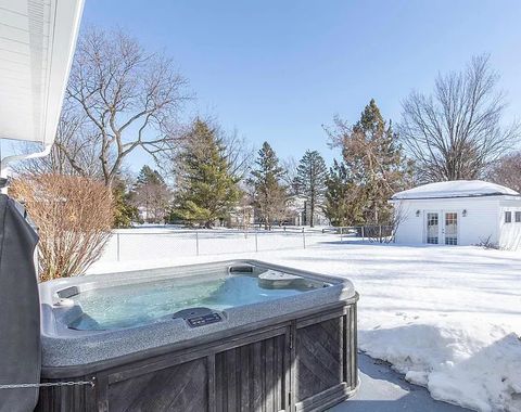 Tiny photo for 2039 E 46th Street, Davenport, IA 52807 (MLS # 12637254)