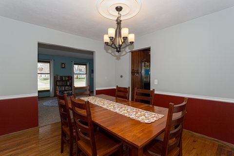Tiny photo for 2039 E 46th Street, Davenport, IA 52807 (MLS # 12637254)