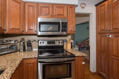 Tiny photo for 2039 E 46th Street, Davenport, IA 52807 (MLS # 12637254)