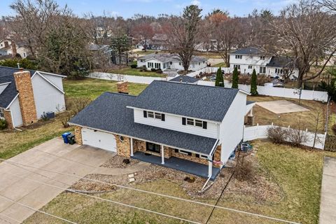 Tiny photo for 2039 E 46th Street, Davenport, IA 52807 (MLS # 12637254)