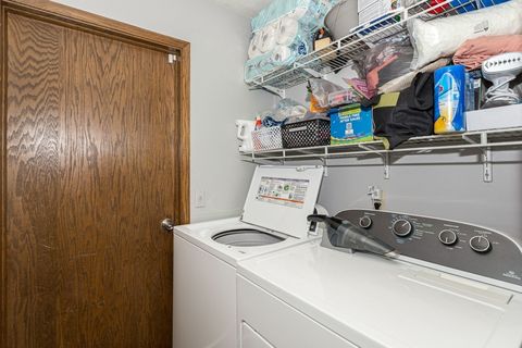 Tiny photo for 2039 E 46th Street, Davenport, IA 52807 (MLS # 12637254)