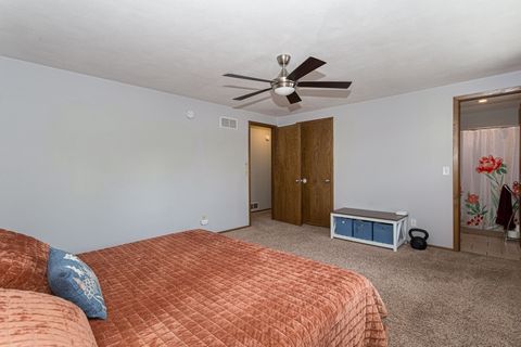 Tiny photo for 2039 E 46th Street, Davenport, IA 52807 (MLS # 12637254)