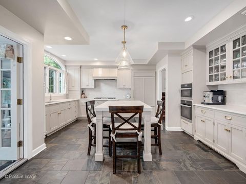 Tiny photo for 126 Naperville Road, Clarendon Hills, IL 60514 (MLS # 12657341)