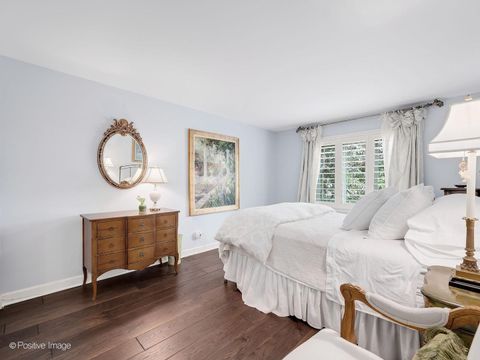 Tiny photo for 126 Naperville Road, Clarendon Hills, IL 60514 (MLS # 12657341)