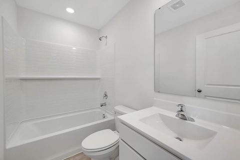 Tiny photo for 385 Summit Circle, Lombard, IL 60148 (MLS # 12496555)